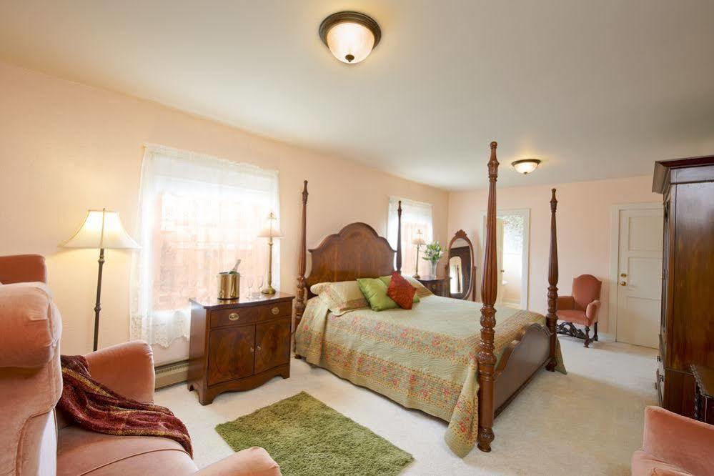 The Scotia Inn Экстерьер фото